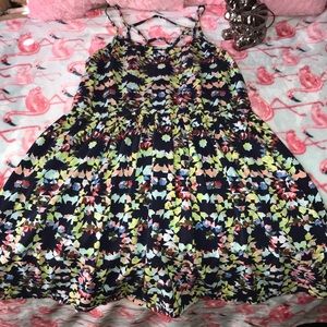 Colorful dress! Perfect for summer🌞